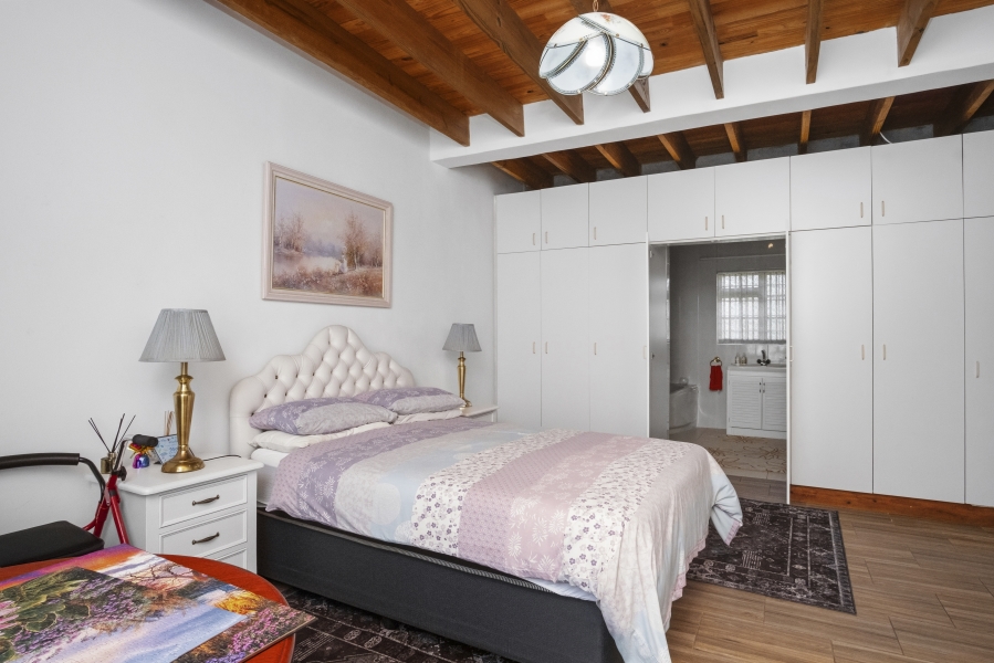 6 Bedroom Property for Sale in Schaap Kraal Western Cape